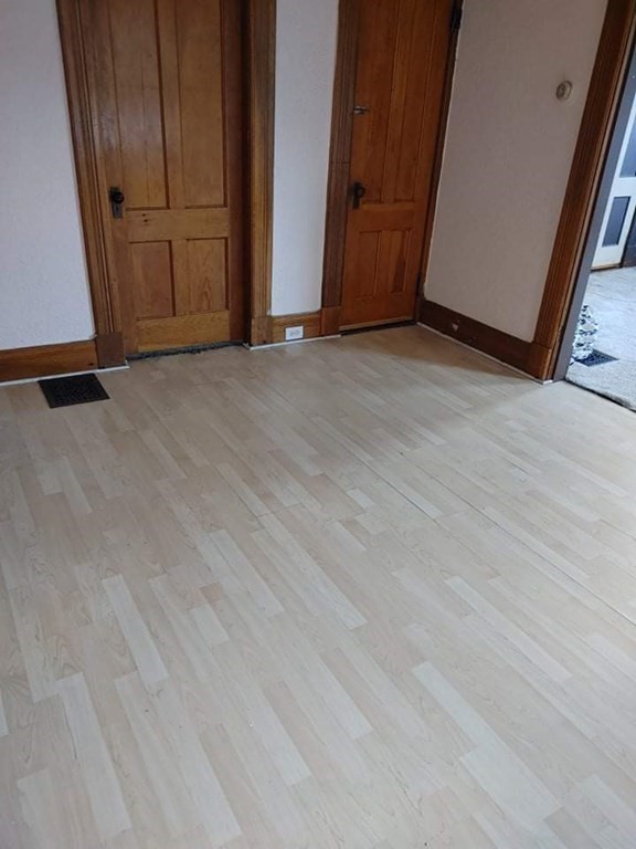 18-20 Cleveland Street Springfield, MA 01104 - Photo 4 of 16 Gallery Image 4