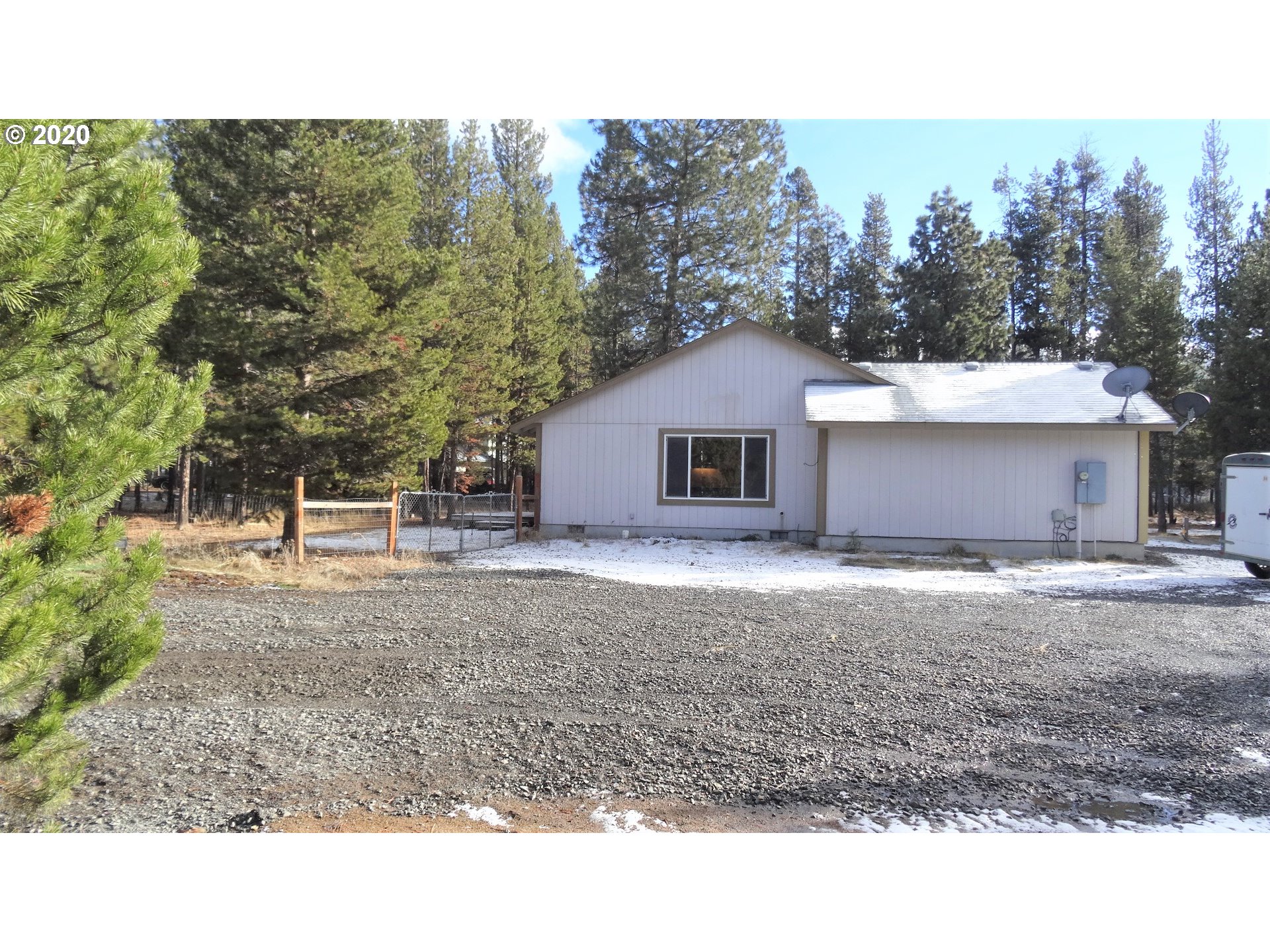52568 Ammon Road La Pine, OR 97739 - Photo 2 of 23