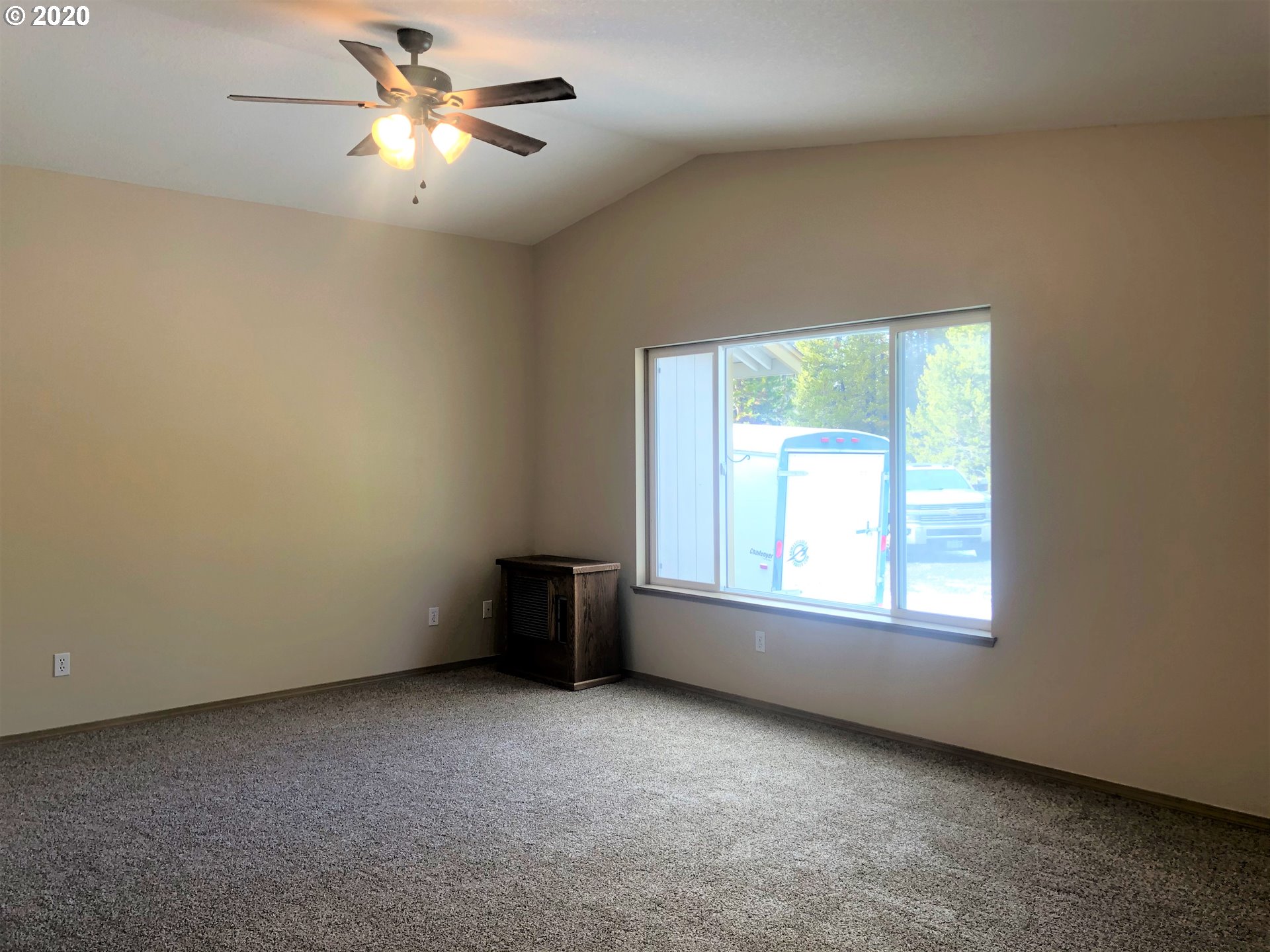 52568 Ammon Road La Pine, OR 97739 - Photo 10 of 23