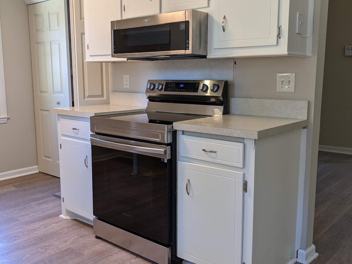 141 Rosedale Avenue Goose Creek, SC 29445 - Photo 4 of 22 Kitchen 2