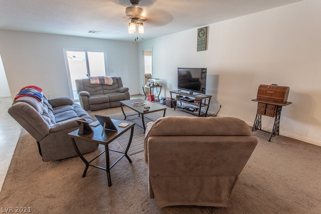 3621 East Routt Way Pahrump, NV 89061 - Photo 10 of 31 Gallery Image 10