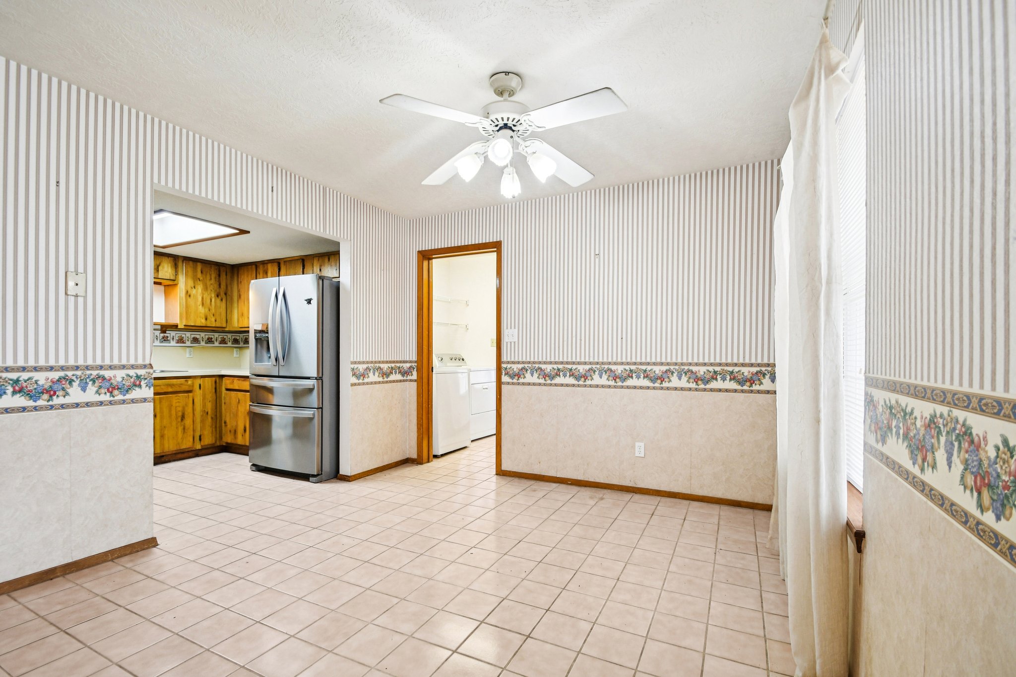 102 Stubblefield Drive Elgin, TX 78621 - Photo 13 of 39