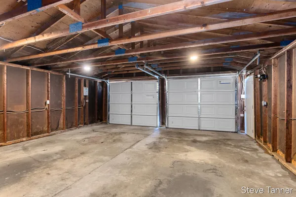 $300,000 | 5423 East Howard City-Edmore, Vestaburg, MI 48891