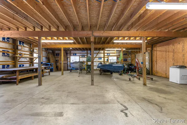 $300,000 | 5423 East Howard City-Edmore, Vestaburg, MI 48891