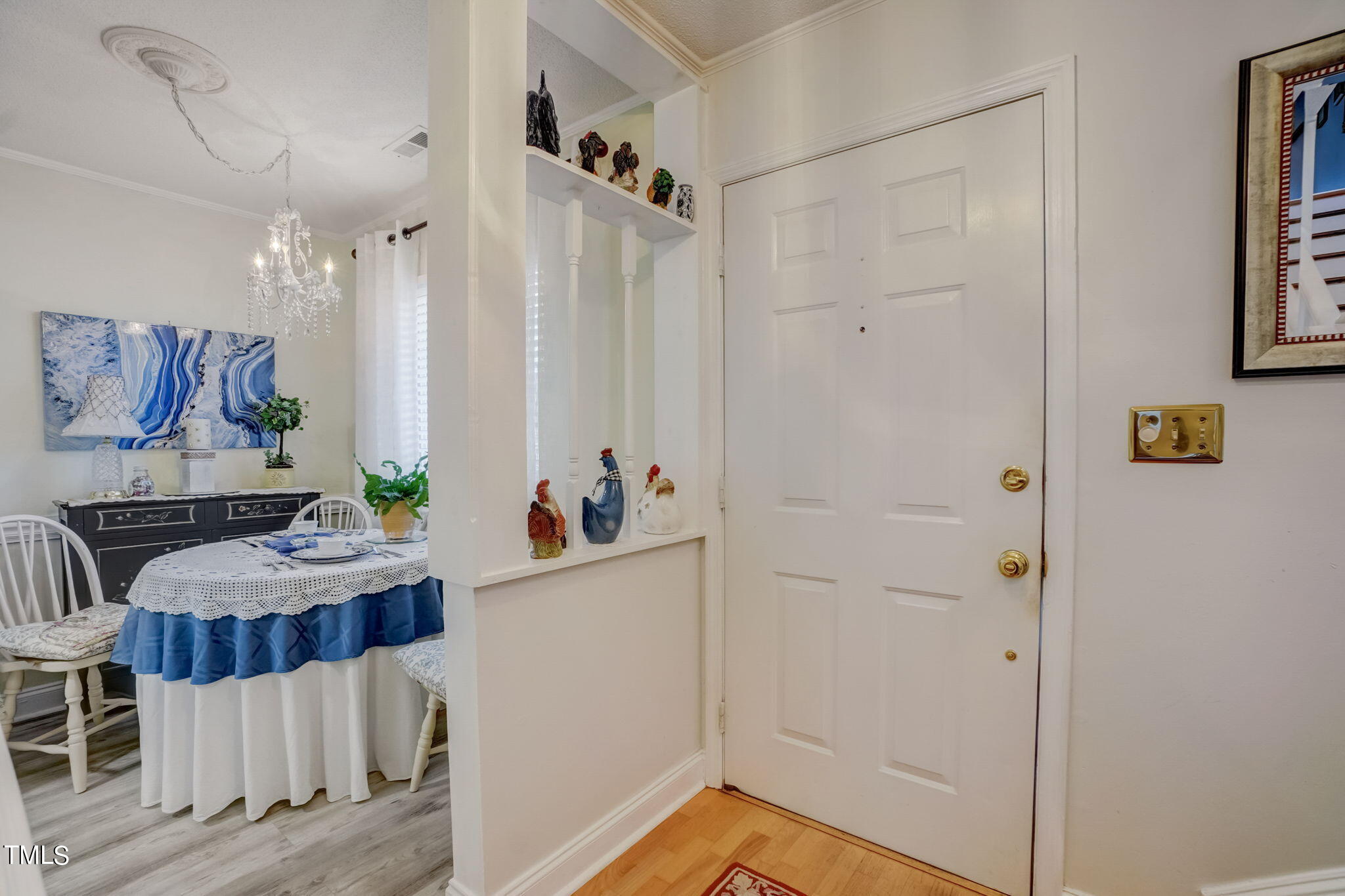 5934 Shady Grove Circle Raleigh, NC 27609 - Photo 6 of 30 6-web-or-mls-Shady Grove Cir-006