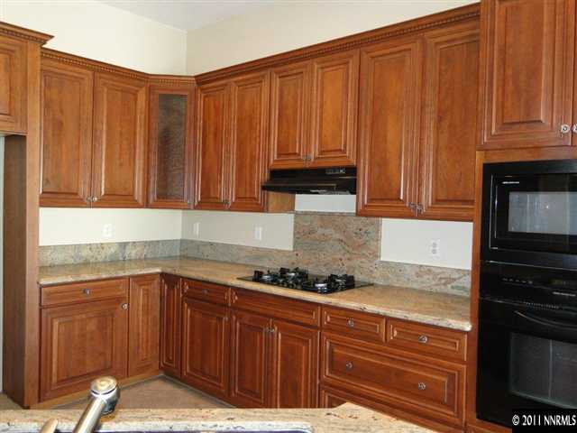 1090 Greenwich Way Reno, NV 89519 - Photo 2 of 13 Photo 2
