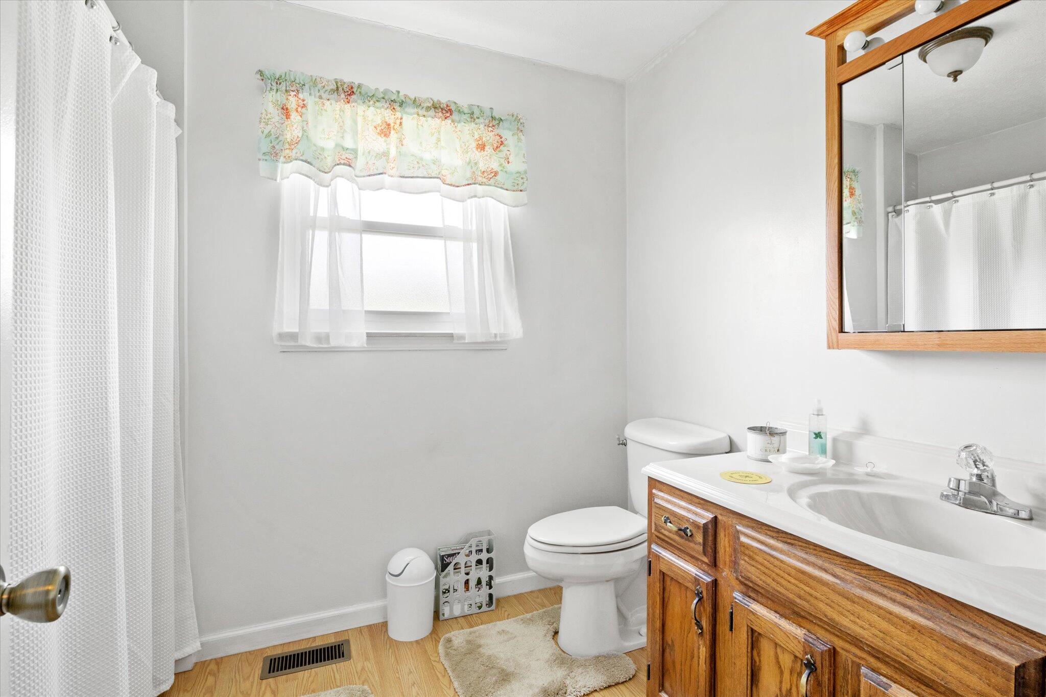 1370 Glencairn Road Pine Ridge, KY 41360 - Photo 17 of 30 10-MG_1916