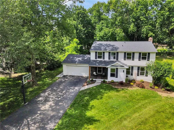 $400,000 | 71 Brougham Drive, Penfield, NY 14526