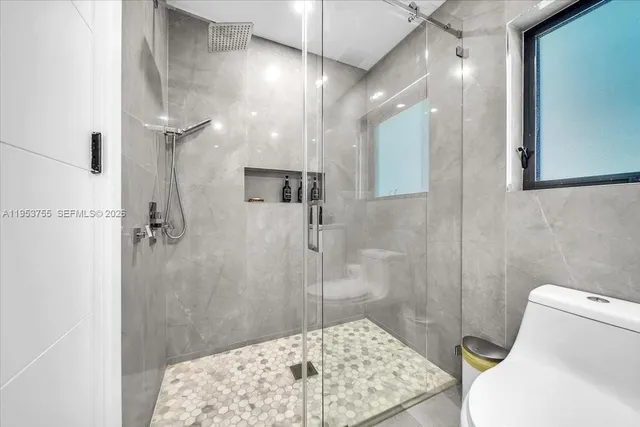 $1,300,000 | 1356 Madison Street, Hollywood, FL 33019