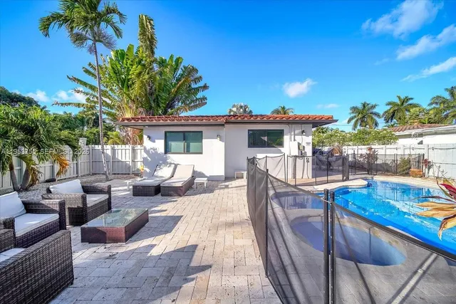 $1,300,000 | 1356 Madison Street, Hollywood, FL 33019