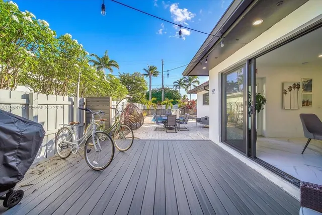 $1,300,000 | 1356 Madison Street, Hollywood, FL 33019