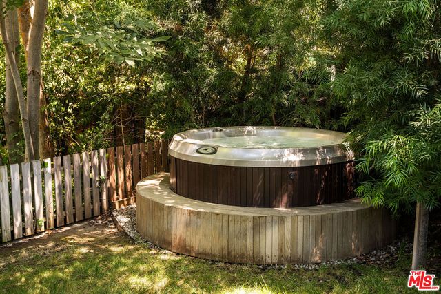 a view of a outdoor space