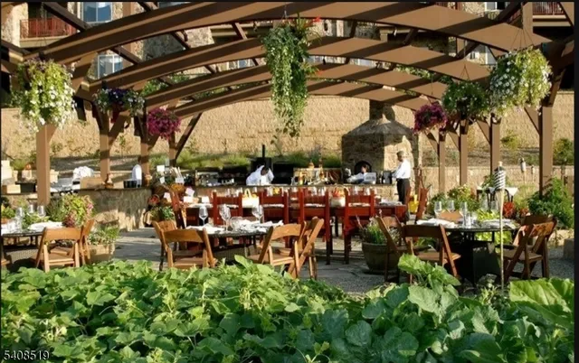 $669,999 | 66 Briar Court, Hamburg, NJ 07419