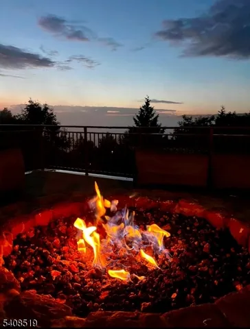 $669,999 | 66 Briar Court, Hamburg, NJ 07419