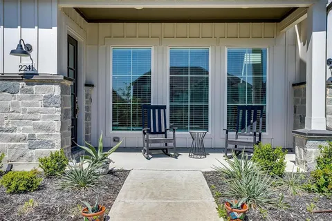 $458,500 | 2241 Offerande Drive, Fort Worth, TX 76008