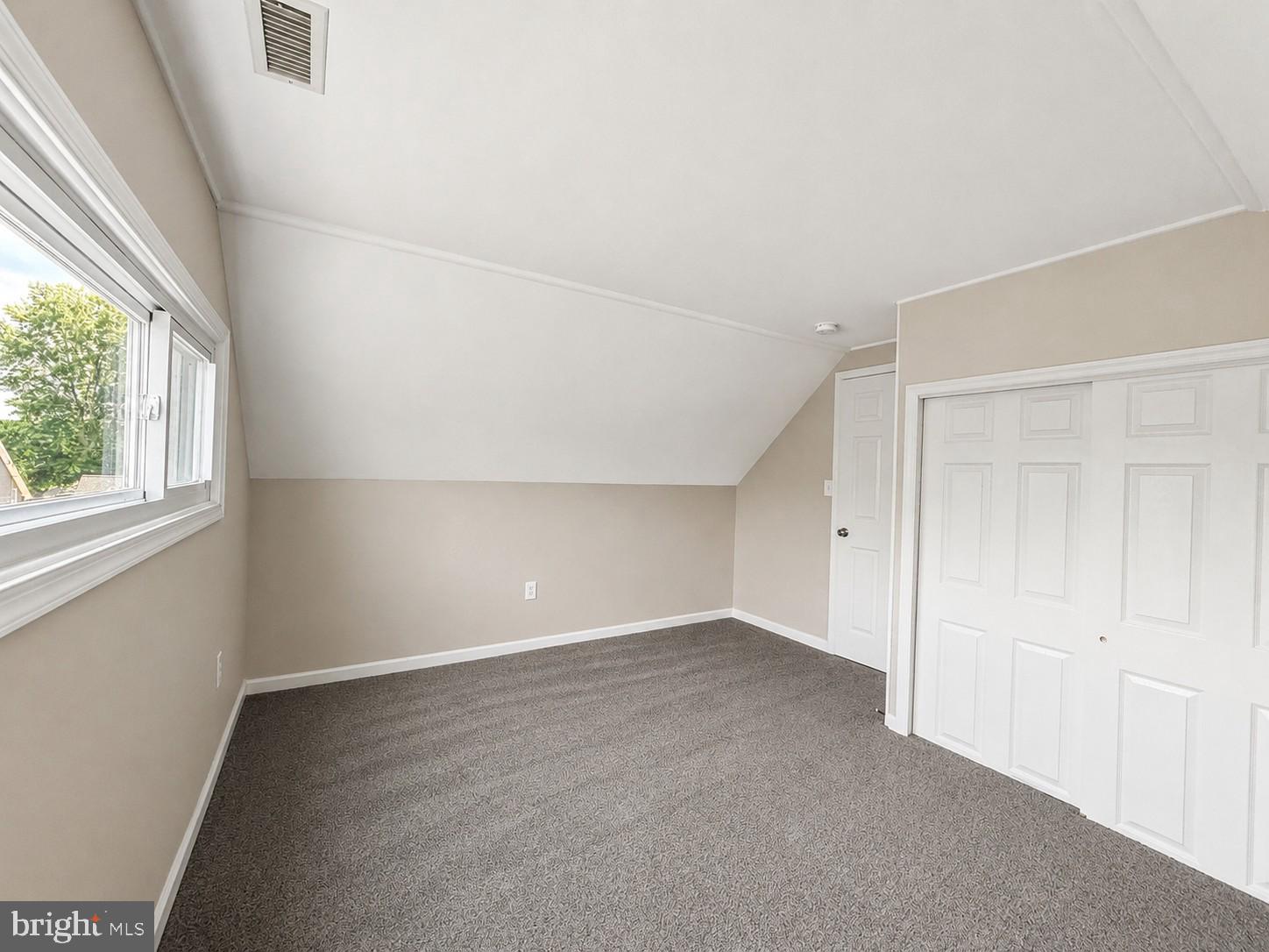 32 Great Oak Road Levittown, PA 19057 - Photo 23 of 27