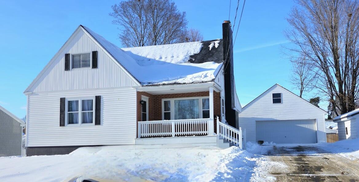 34 Maple Street East Millinocket, ME 04430 - Photo 1 of 45 1