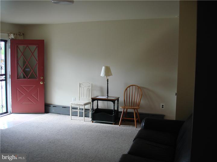 31 Glendale Road Upper Darby, PA 19082 - Photo 3 of 25 Unit #1