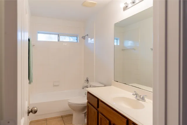 $3,400 | 2109 Auburn Shores Drive, Pearland, TX 77584