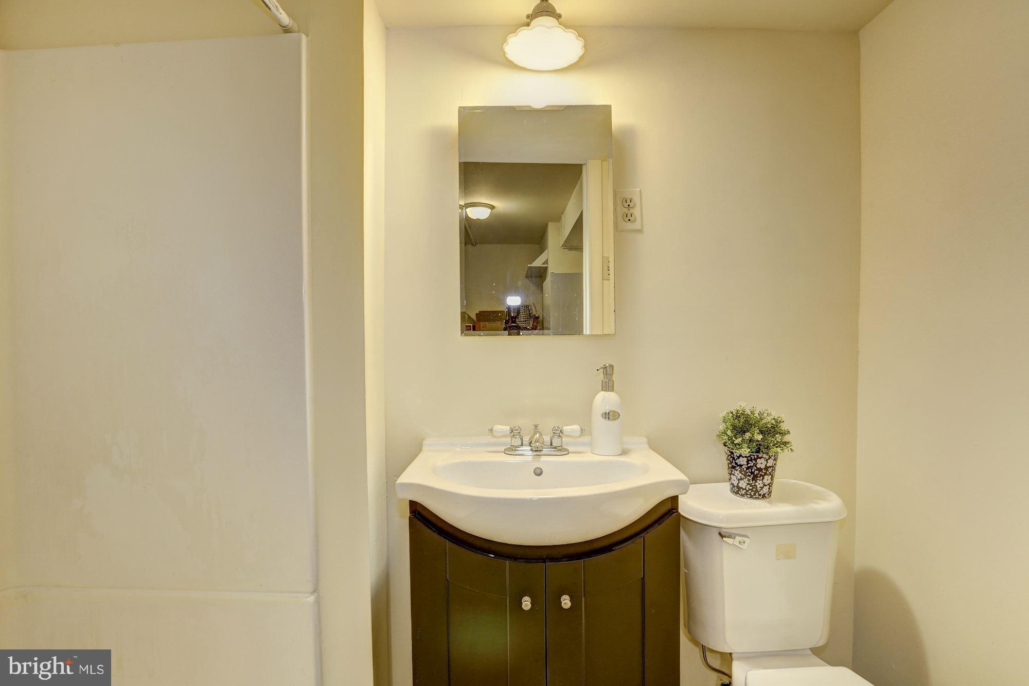 9428 Old Georgetown Road Bethesda, MD 20814 - Photo 20 of 30 Full Bath 3_Lower Level