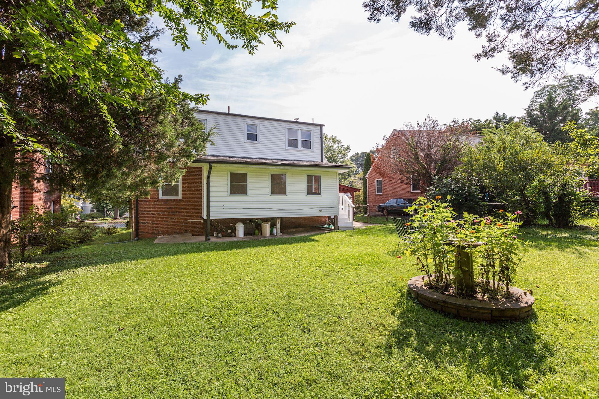 9428 Old Georgetown Road Bethesda, MD 20814 - Photo 29 of 30 Exterior (Rear)