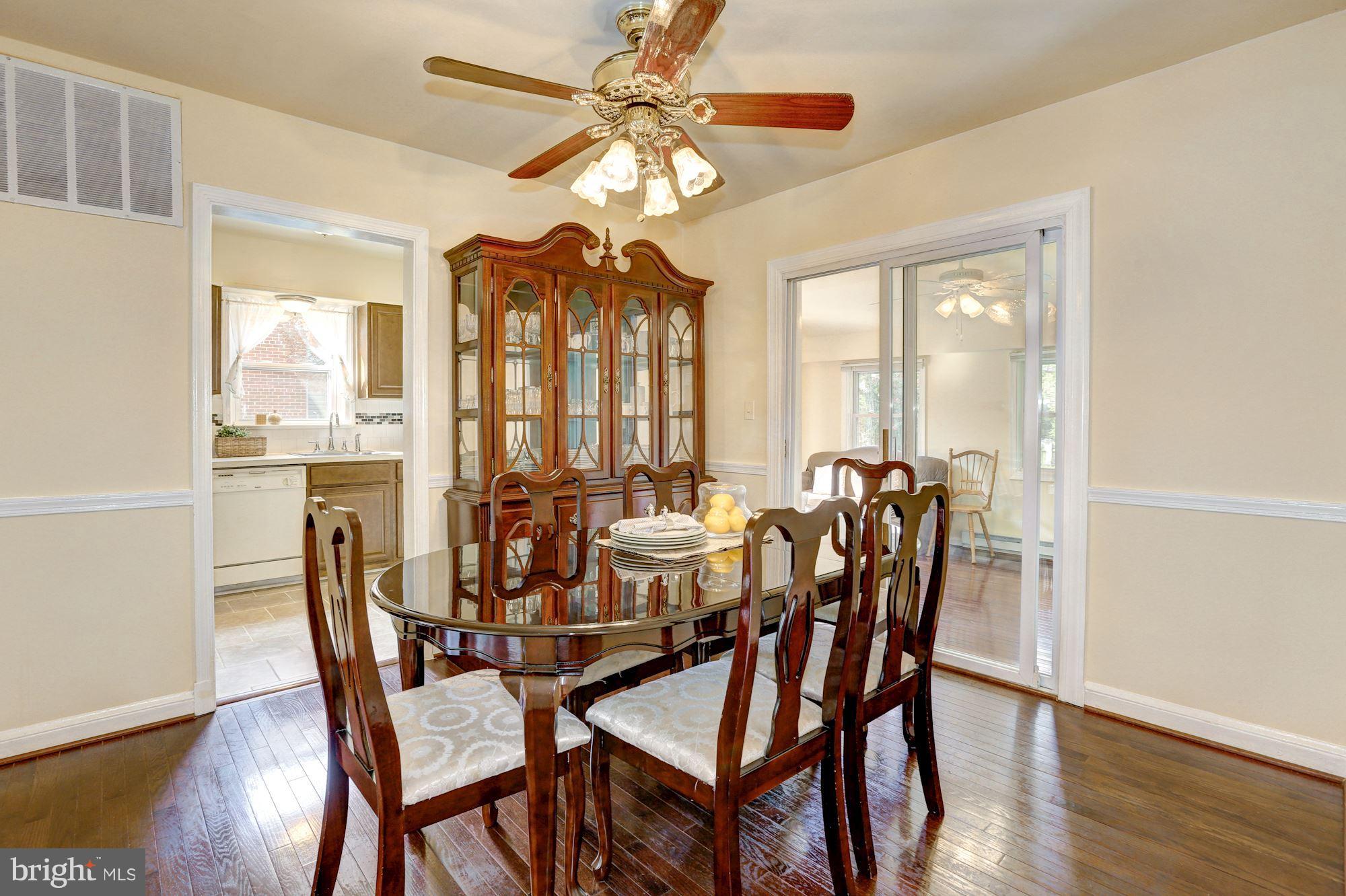 9428 Old Georgetown Road Bethesda, MD 20814 - Photo 4 of 30 Dining Room