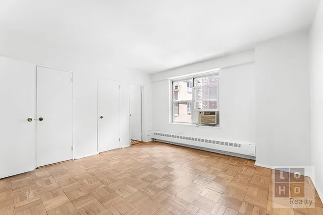 $975,000 | 575 Grand Street, Unit E605 | Lower East Side