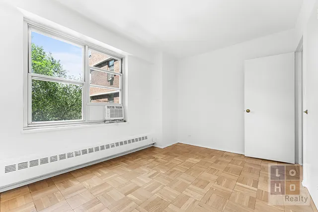 $975,000 | 575 Grand Street, Unit E605 | Lower East Side