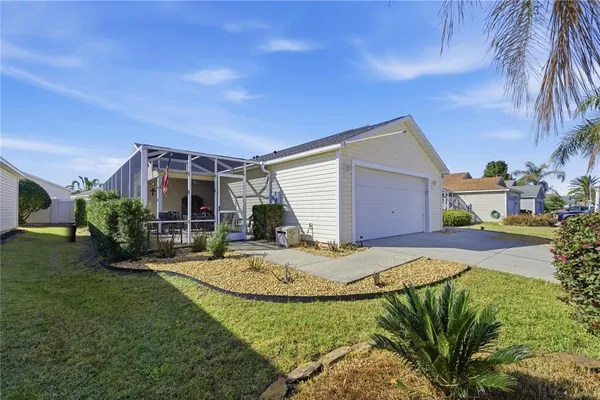 $364,000 | 1972 Ashwood Run, The Villages, FL 32162