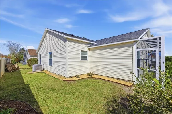 $364,000 | 1972 Ashwood Run, The Villages, FL 32162