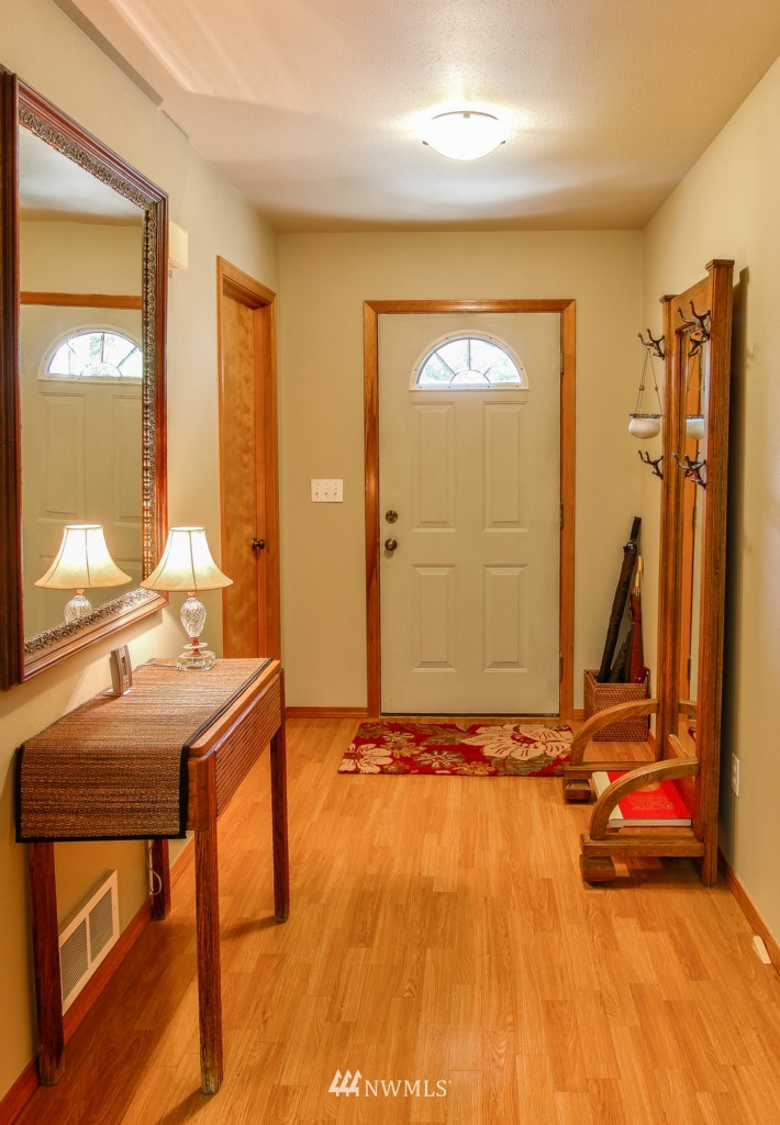 7143 F F & S Grade Road Sedro-Woolley, WA 98284 - Photo 2 of 25 Gallery Image 2