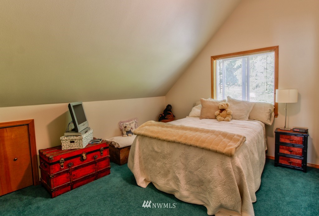 7143 F F & S Grade Road Sedro-Woolley, WA 98284 - Photo 11 of 25 Gallery Image 11