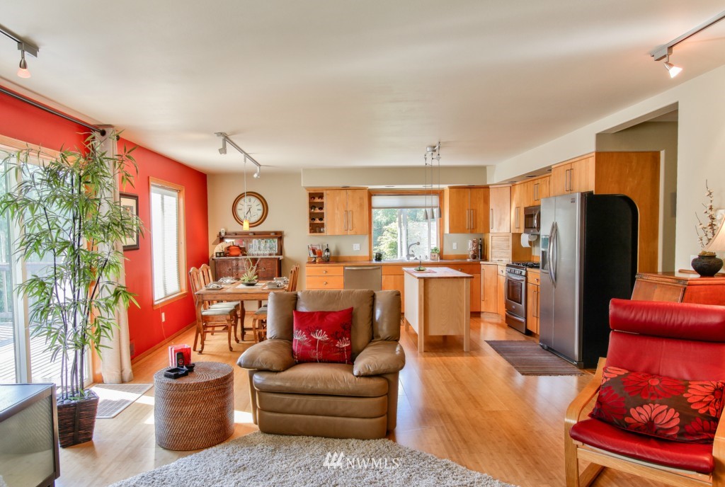 7143 F F & S Grade Road Sedro-Woolley, WA 98284 - Photo 5 of 25 Gallery Image 5