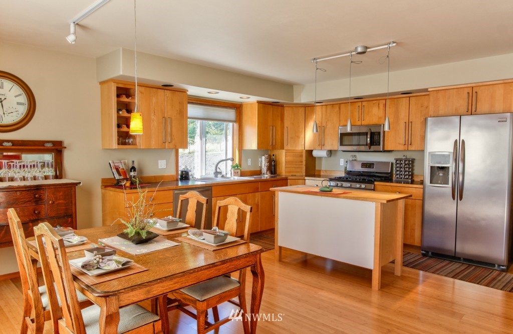 7143 F F & S Grade Road Sedro-Woolley, WA 98284 - Photo 6 of 25 Gallery Image 6