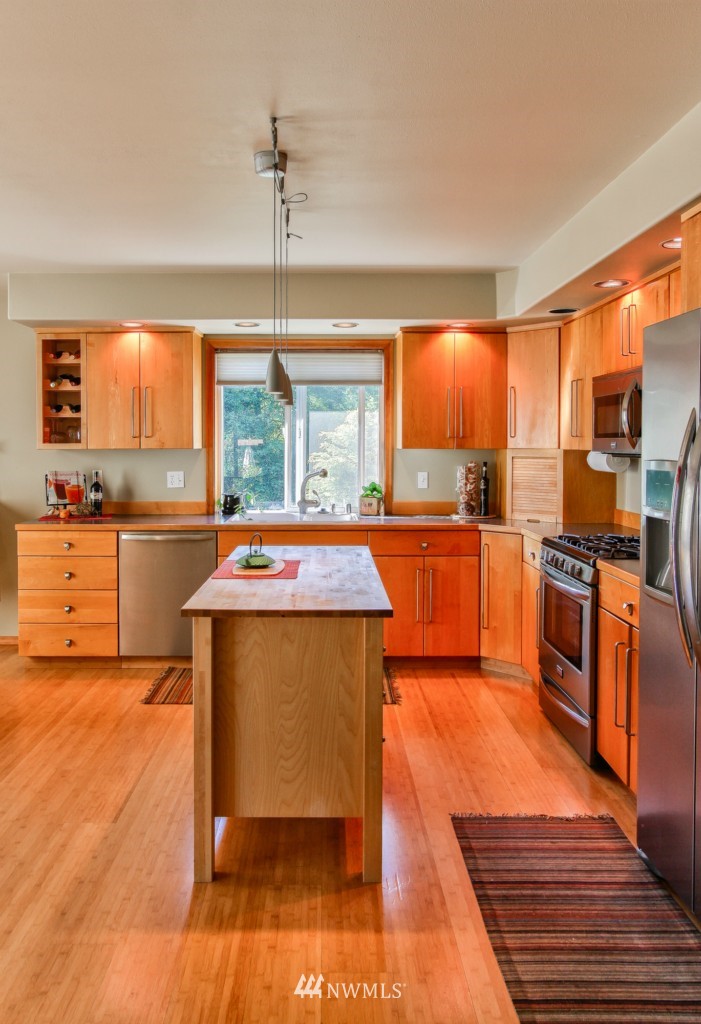 7143 F F & S Grade Road Sedro-Woolley, WA 98284 - Photo 7 of 25 Gallery Image 7