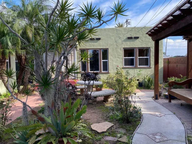 $1,995 | 4643 Park Boulevard, San Diego, CA 92116