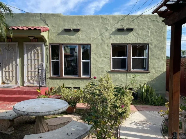 $1,995 | 4643 Park Boulevard, San Diego, CA 92116