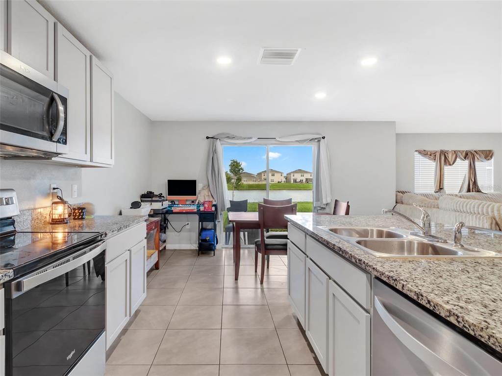 16636 Windmill Forge Pass Wimauma, FL 33598 - Photo 14 of 23