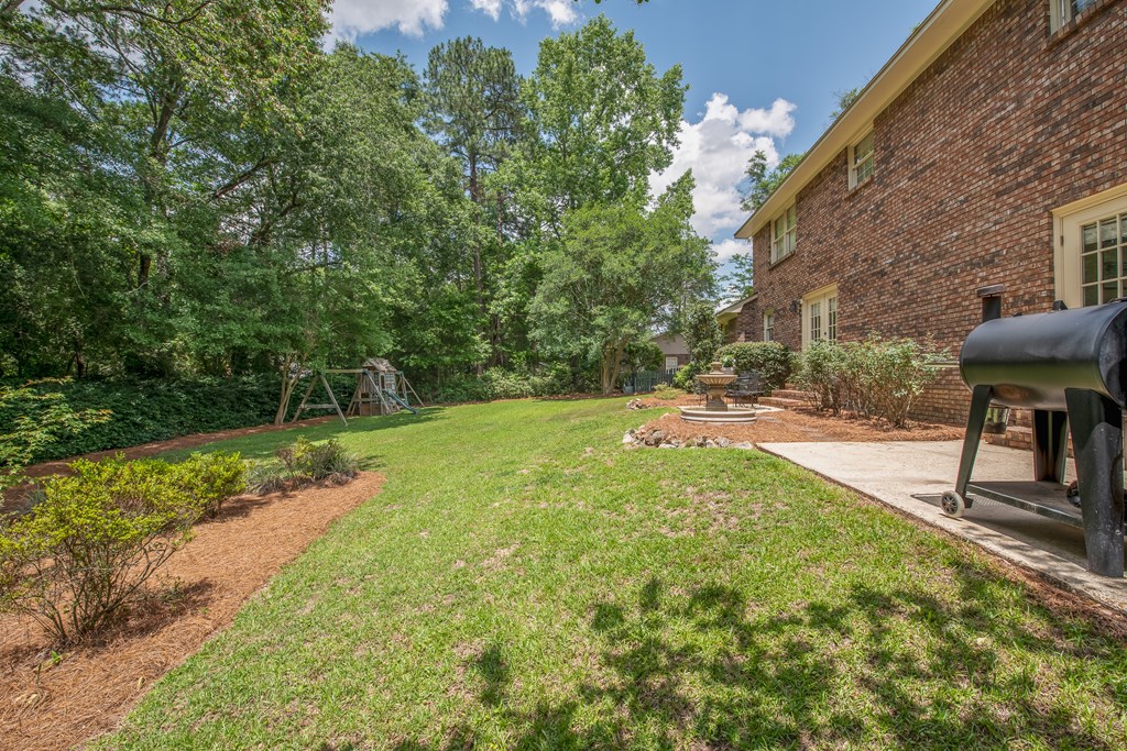 1132 Appian Way Dothan, AL 36303 - Photo 6 of 33