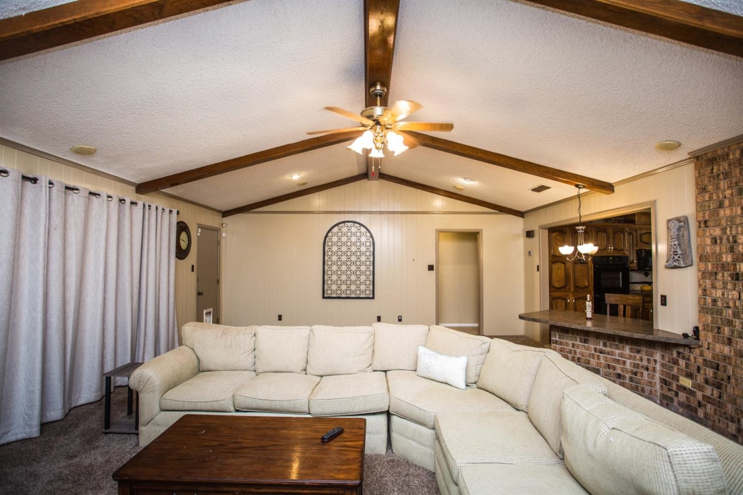 2118 Tech Drive Levelland, TX 79336 - Photo 6 of 42 a living room with furniture and a large window