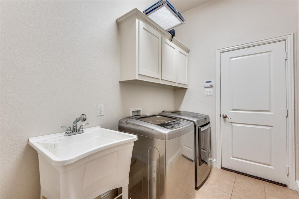 2364 Mare Road Carrollton, TX 75010 - Photo 13 of 25