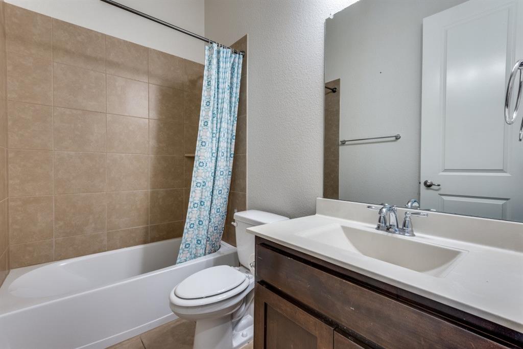 2364 Mare Road Carrollton, TX 75010 - Photo 15 of 25