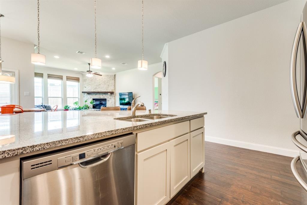 2364 Mare Road Carrollton, TX 75010 - Photo 6 of 25