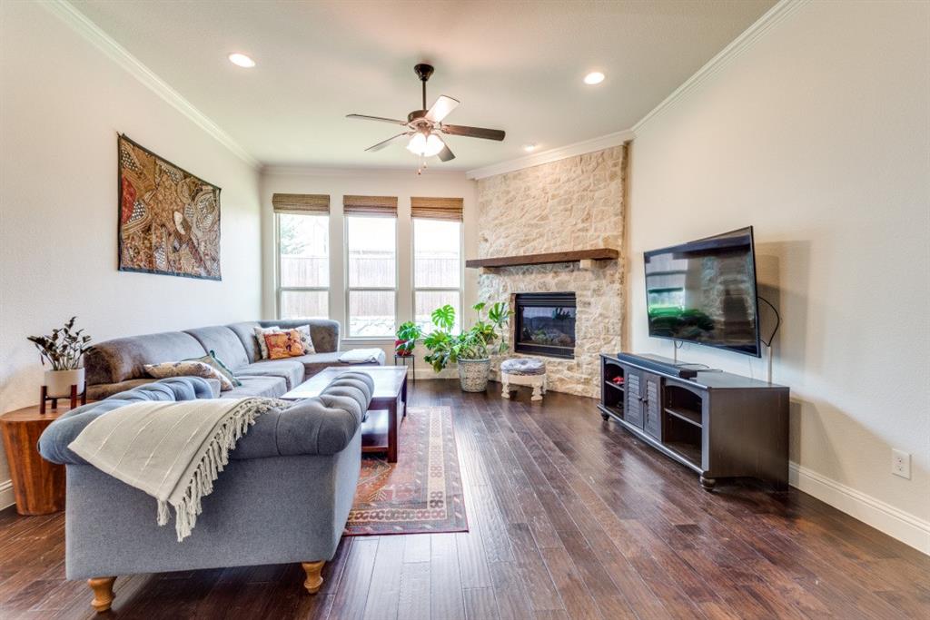 2364 Mare Road Carrollton, TX 75010 - Photo 9 of 25