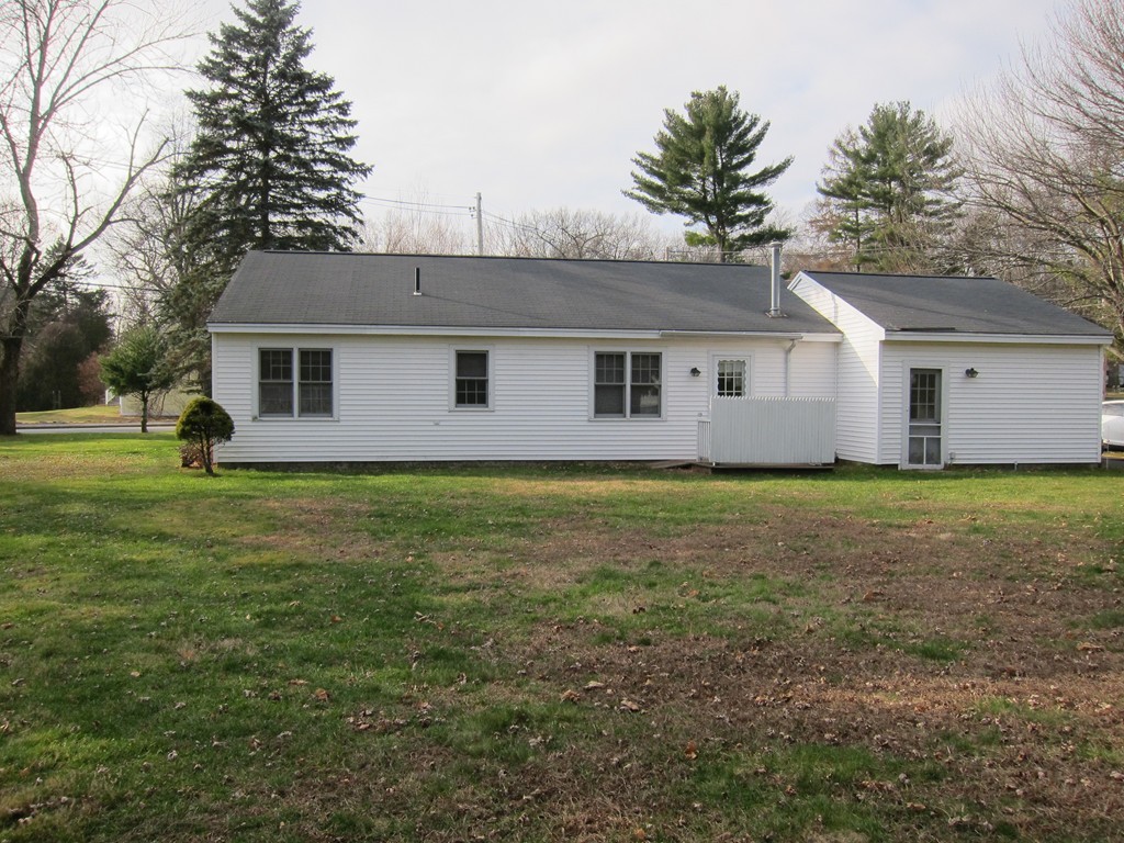 49 Clark Road Andover, MA 01810 - Photo 7 of 24 Gallery Image 7