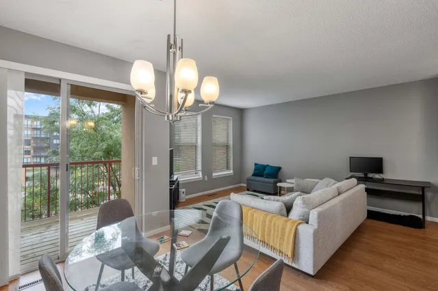 $2,250 | 680 North 2nd Street, Unit 403, Minneapolis, MN 55401