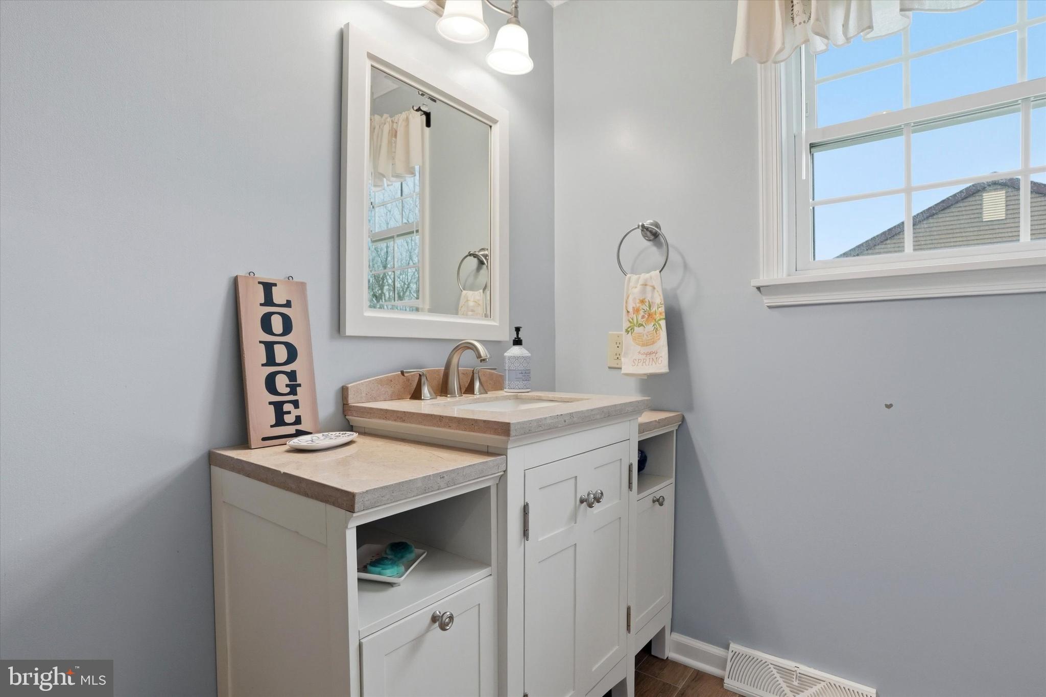 1420 Scarlet Oak Road Yardley, PA 19067 - Photo 31 of 39 Hall full bath with porcelain finishes