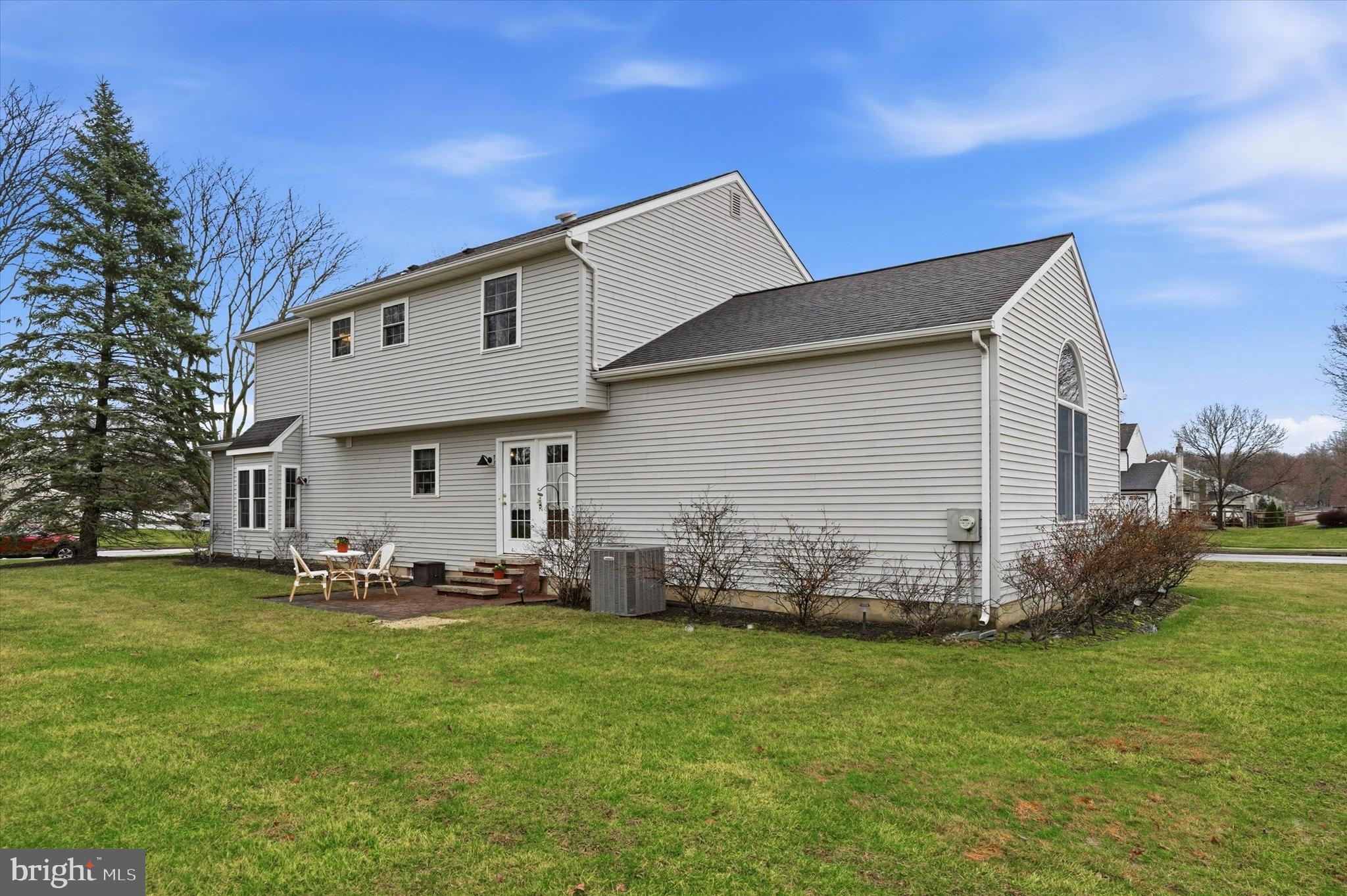 1420 Scarlet Oak Road Yardley, PA 19067 - Photo 35 of 39