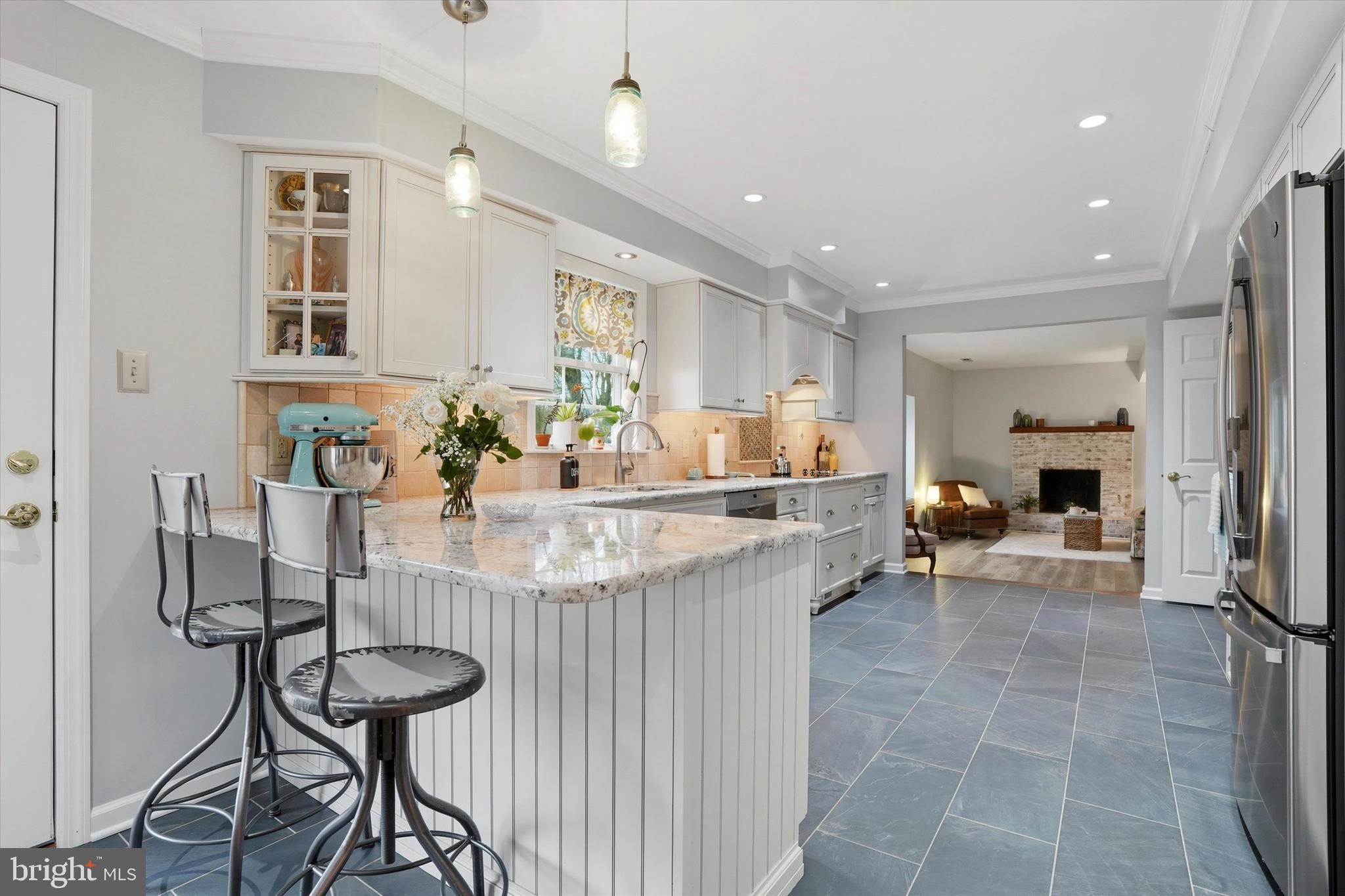 1420 Scarlet Oak Road Yardley, PA 19067 - Photo 9 of 39