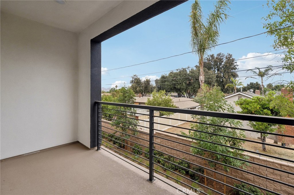9549 Hannah Way Riverside, CA 92503 - Photo 6 of 35 Gallery Image 6